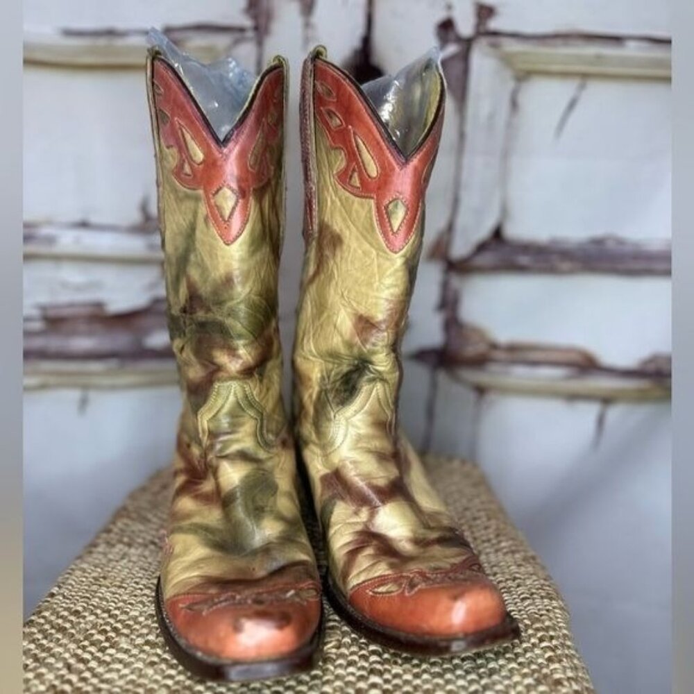 Women’s Boots Cowgirl Tuff Corral Company  Size 7.5